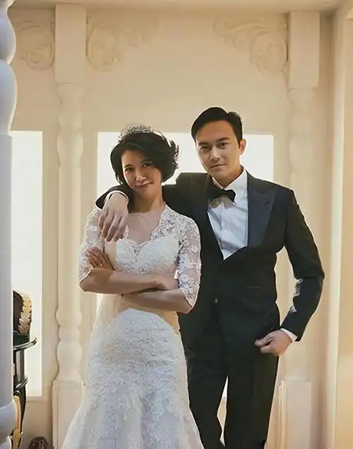 婚纱 婚纱照 640_813 竖版 竖屏