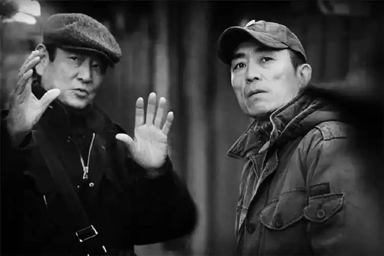 张艺谋与高仓健的情谊