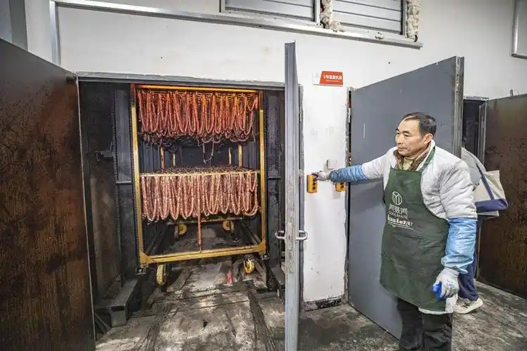 重庆城口老腊肉成乡村特色致富新产业