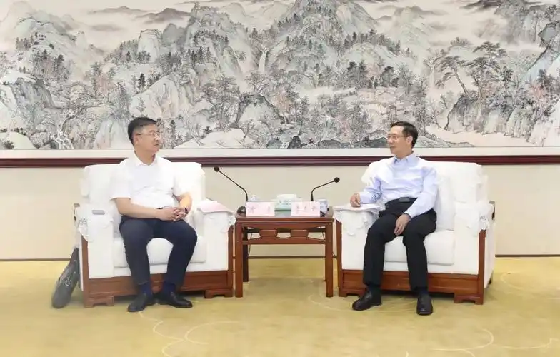 李杰云会见农行广西分行党委书记张清_新浪财经_新浪网