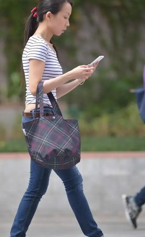 牛仔裤|百搭|热裤_新浪新闻