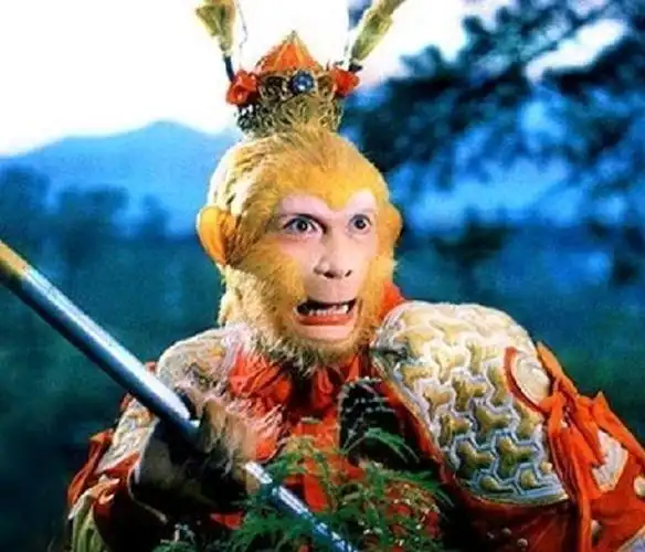 六小龄童人设崩塌?他脱下披挂才是章金莱,拿起金箍棒便是孙悟空_西游