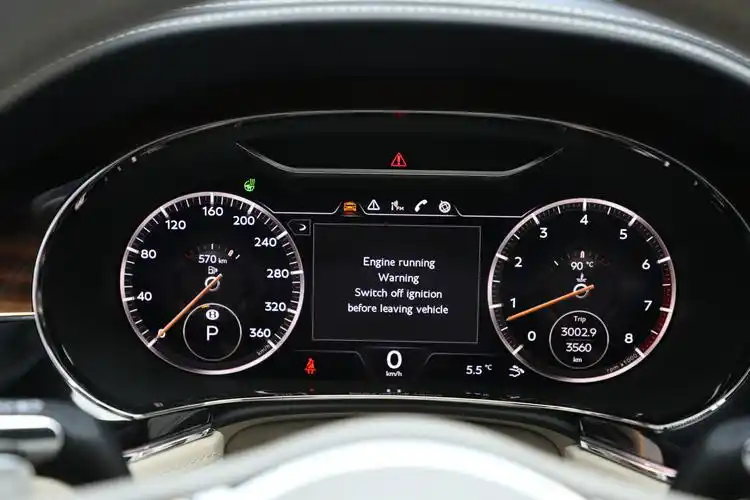 打造最舒适超跑体验宾利全新欧陆gt体验活动在济南4s中心澎湃开启