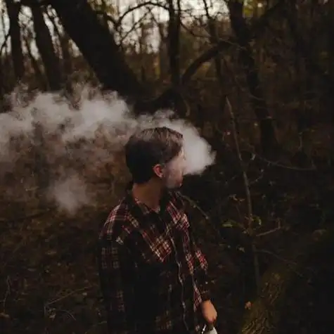 大叔抽烟头像成熟的寂寞大叔欧美的