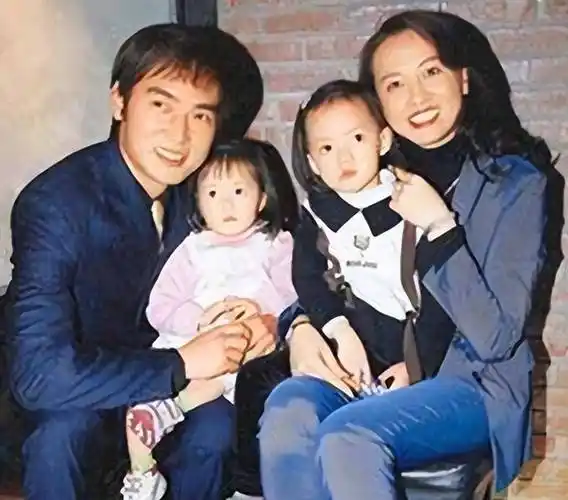 《宝莲灯》17年,演员境况唏嘘,三圣母曾锒铛不听话,小玉成网红_焦恩俊