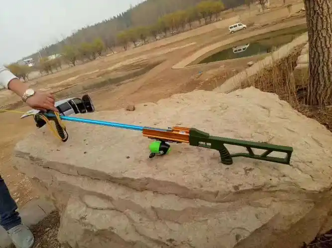 巨王射鱼器好用吗?