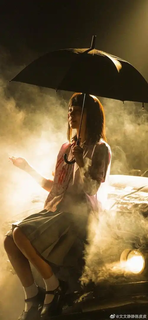 给《禁忌女孩》主演 娜诺 开一栋美图楼(会持更