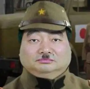 日本鬼子搞笑小视频 - 蜡笔小新卡通头像!