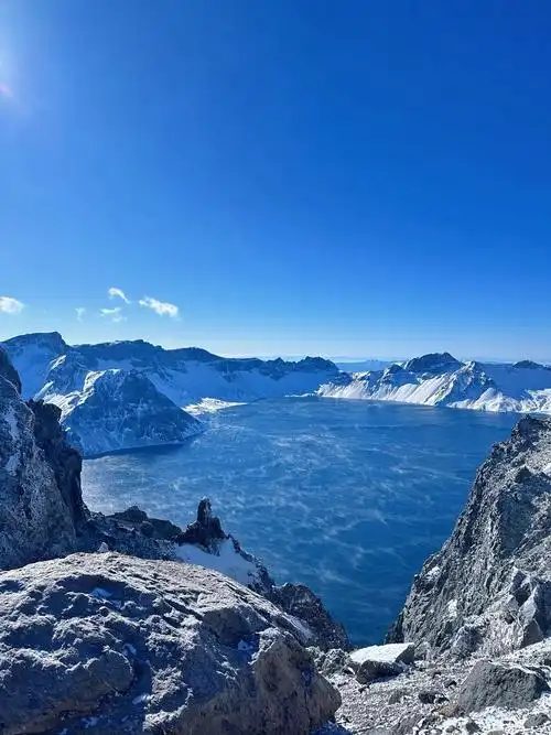 北有长白 与云齐兮#雪山90 #长白山 - 抖音