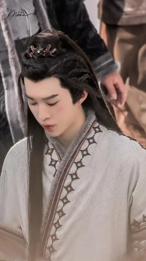 范丞丞[超话]##范丞丞灵域#恭迎秦家少主秦烈@范丞丞adam0616