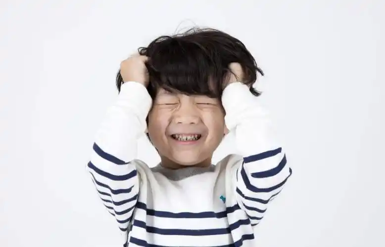 3岁孩子每次都爱调皮捣蛋管也管不住爸妈到底该怎么办