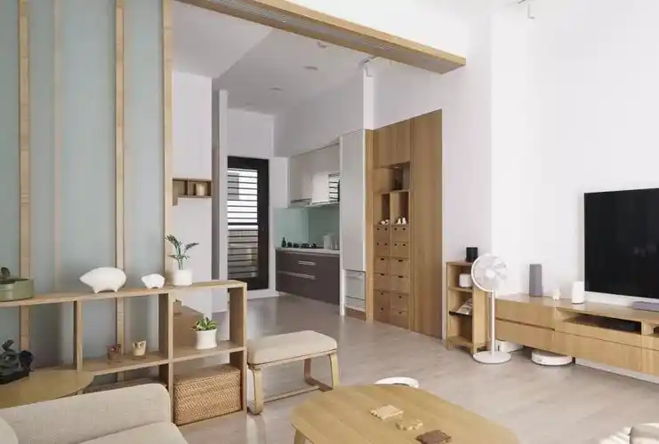 80㎡小户型极简日式风装修,悬空鞋柜 整墙衣柜,小日子就该过得这样