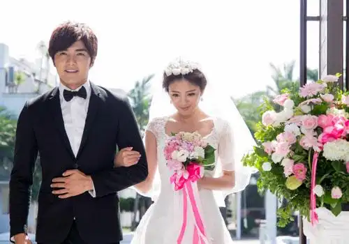 《真爱遇到他》安以轩嫁入豪门 养猪妹变拜金女