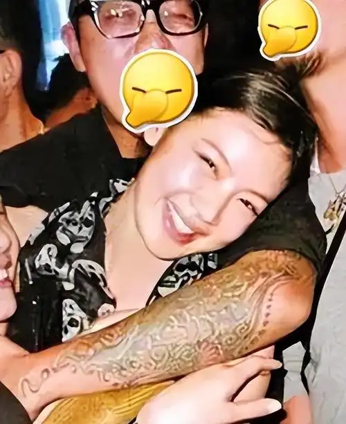 回顾四大天王黎明:错过舒淇被乐基儿伤心,52岁娶助理如愿当爸爸