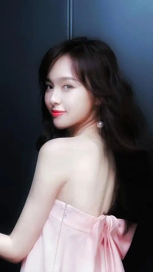 唐嫣跟七个男人"睡"过,一个刻骨铭心,一个花好月圆|邱泽|罗晋|董璇