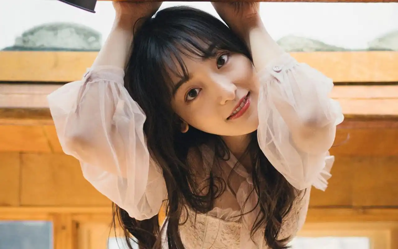 高颜值美女清新诱人写真图片高清壁纸高清大图预览1920x