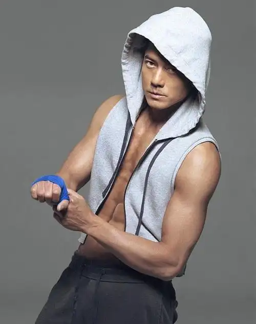 这几位艺人喜欢健身,身材完美颜值高,网友:最佩服彭于晏_网易订阅