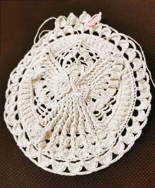 作品能更完美一些#手工钩织  #日常生活里的快乐瞬间  #手工钩针编织