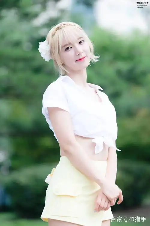 韩国女团aoa-朴草娥