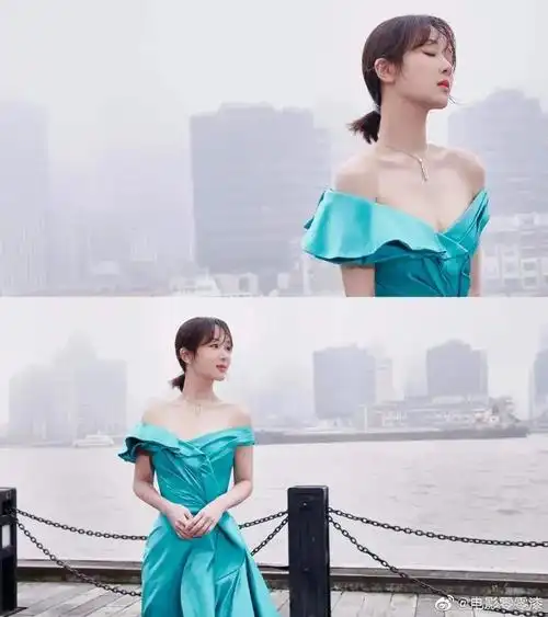 杨紫穿蓝色低胸礼裙尽显妩媚动人……__财经头条