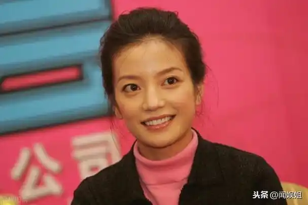 仔细看过赵薇的履历吗?总能恰当把握命运,有一种成功叫