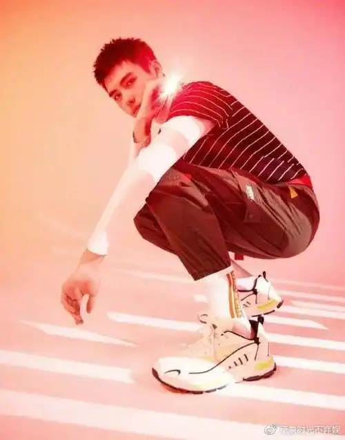 《皓衣行》开拍,罗云熙陈飞宇新搭档引关注,网友:下个夏日限定