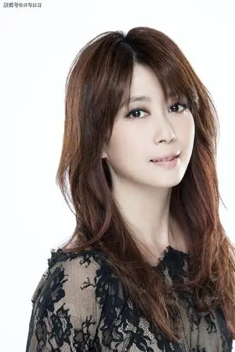 孟庭苇李赛凤,1965年2月14日生于香港.