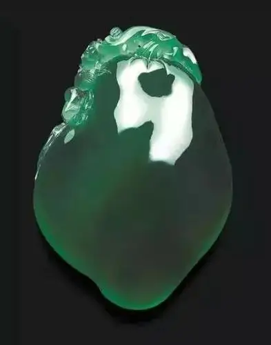 比帝王绿还要极品的龙石种翡翠几千块就能买到