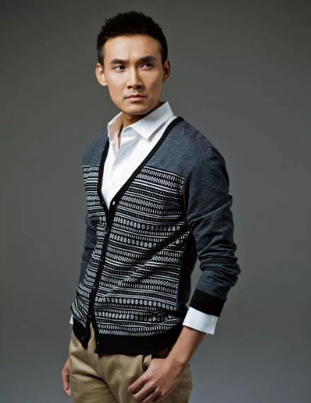 哪个是张铎,哪个是林文龙?