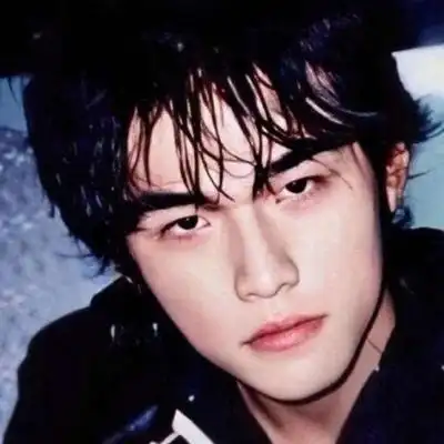 由美头网整理发布,明星头像频道提供更多与jay,杰伦,周杰伦相关的头像