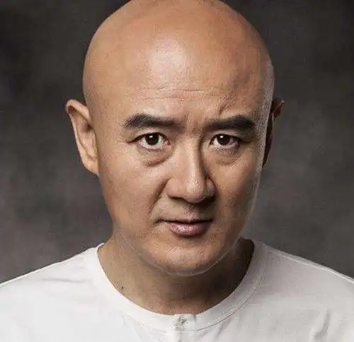 16年前的神剧,主角销声匿迹,配角如日中天,还有《爱情公寓》中的她!