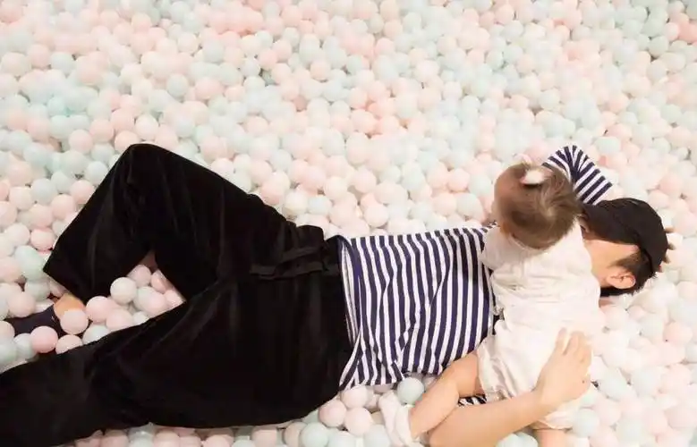 长相神似动漫人物,完美继承父母优点_孩子_福子_董子健