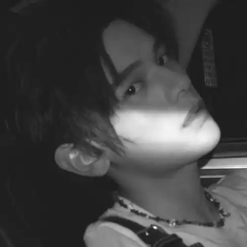 优质黑白男头像