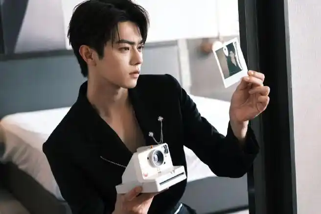 许凯你比星光美丽##许凯韩廷