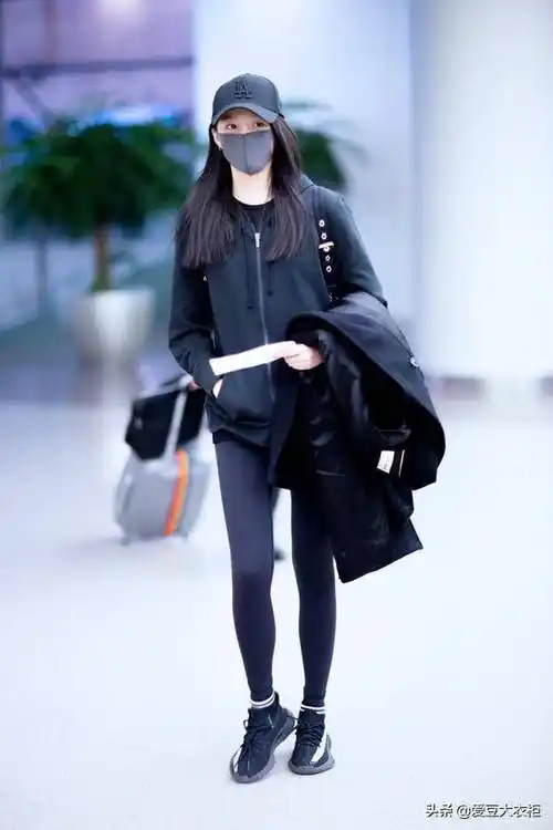 关晓彤cos冰雪女王太美了!