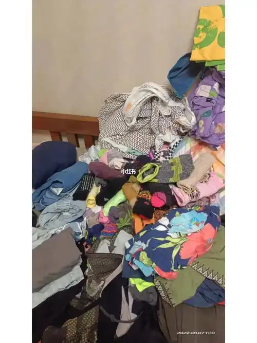 家里衣服太多堆成山找不到怎么办