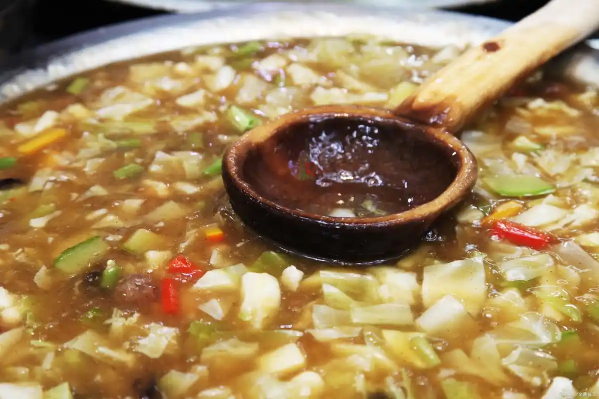西安胡辣汤,西安人到底有多么爱肉丸胡辣汤?