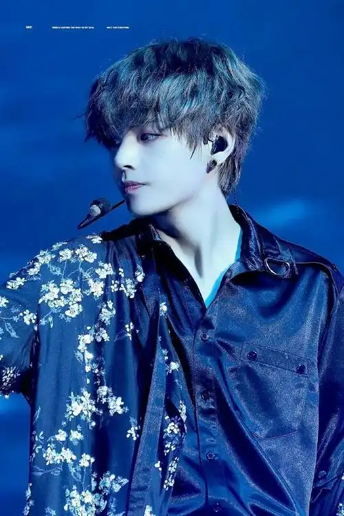 金泰亨kpop永一#93#金泰亨蓝发#那年今日【181017】bts love your