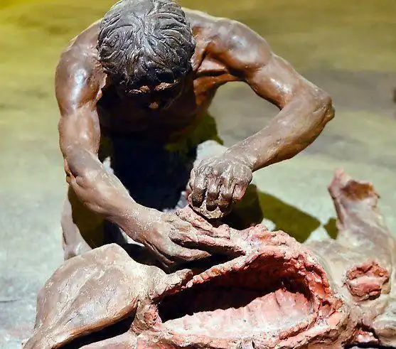 真正的人类已经灭绝了人类不是真正的地球人其实就是外星人.