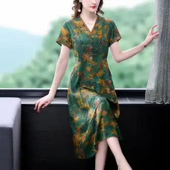 梵侈赫尔轻奢品牌中老年女装妈妈夏装裙子女夏季高端大码印花复古真丝