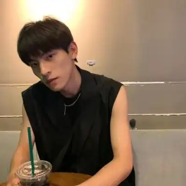 简单简约帅哥男生生活照头像真人背影头像男意境氛围拉满