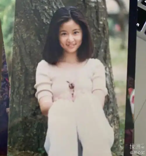 林心如绿洲分享16岁旧照 眉眼青涩稚嫩婴儿肥未消