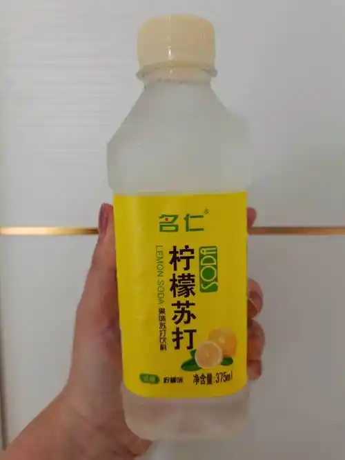 柠檬苏打的热量和减肥功效