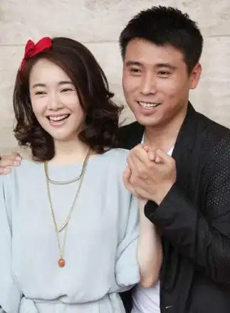 回顾李乃文我老婆不是黄曼与颜丙燕很清白47岁婚姻仍是个谜