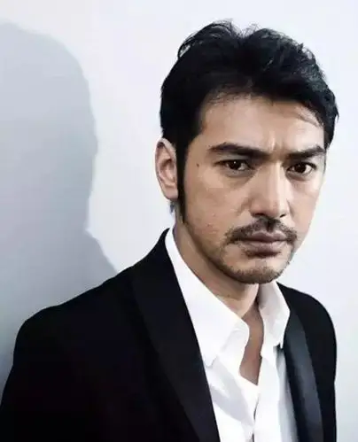 谁说中国男人不适合留胡子看过当下流行什么胡型再说