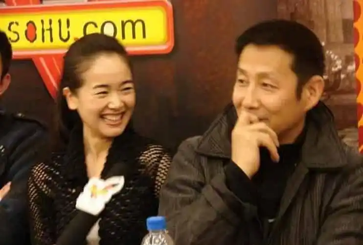 还记得很早之前看左小青的电视,是和陈道明演《中国式离婚》,据说后来