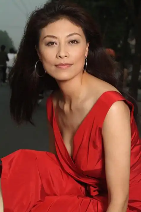 资料图片演员岳红精美写真20