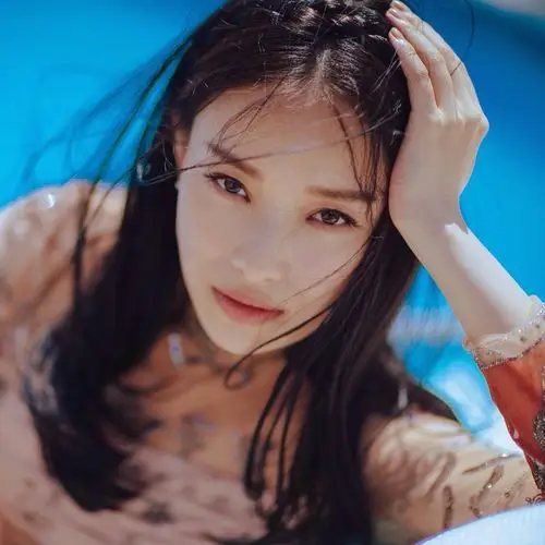 头像 女生 倪妮