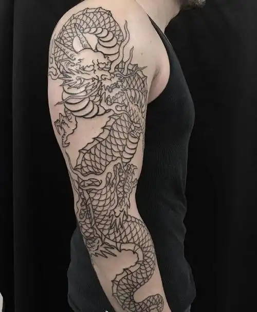 花臂传统黑灰风龙图案