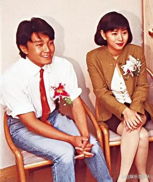 62岁周星驰未婚原因曝光,并不是因为朱茵,而是终身难忘的她